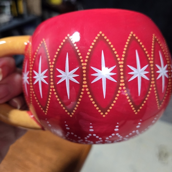 Cute hot chocolate  cup from Harry and David's this would make.a.nice gift - Picture 4 of 8